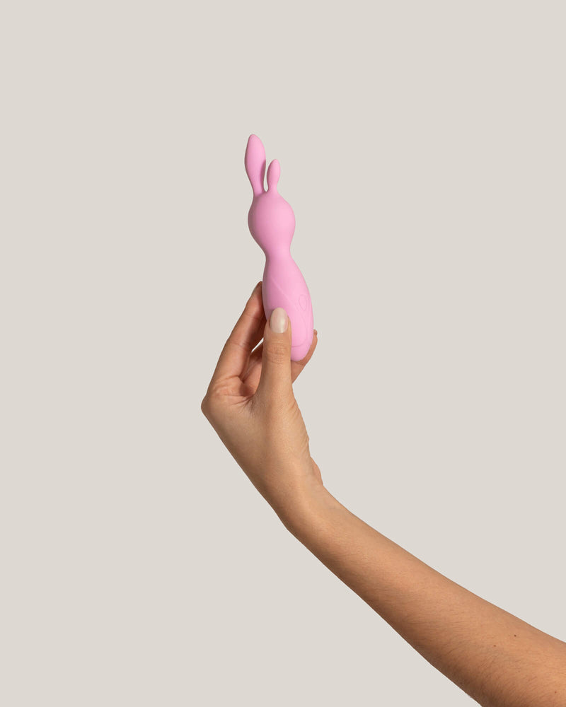 LALY | vibrador en forma de conejo con control remoto