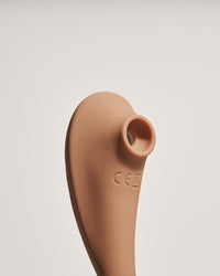 succionador-clitoris-dildo-vulva-meibi